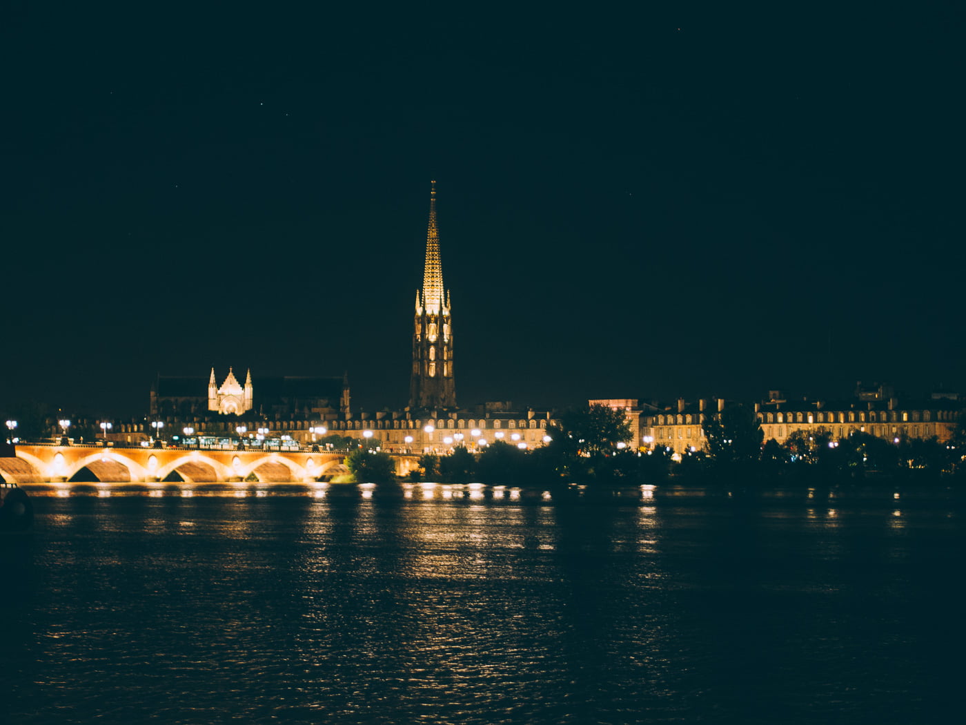 Visiter Bordeaux, belles photos des monuments incontournables