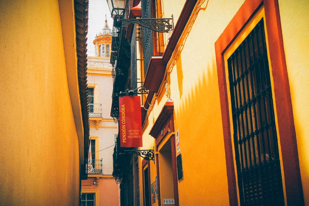 rue jaune quartier juif seville, voyage en espagne