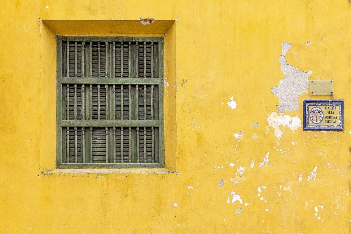 couleur des murs à cartagena tourisme en colombie