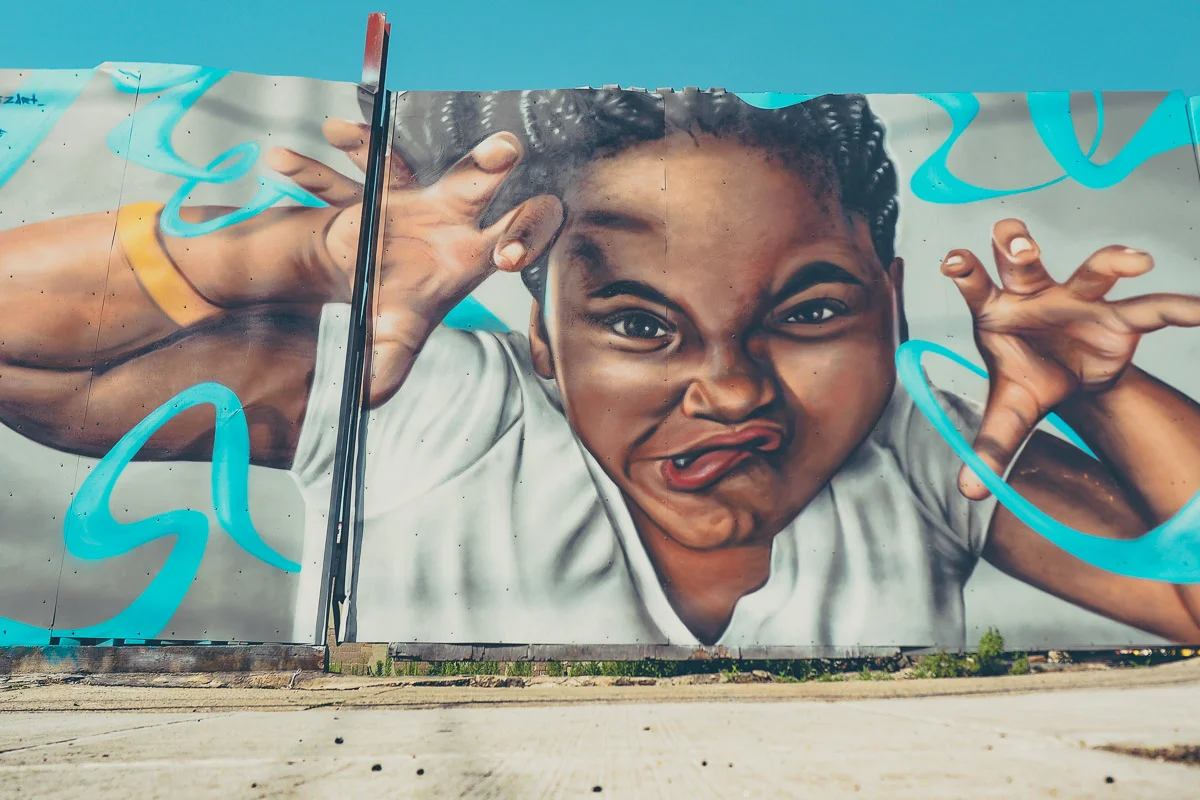 street art à bushwick avec new york en francais
